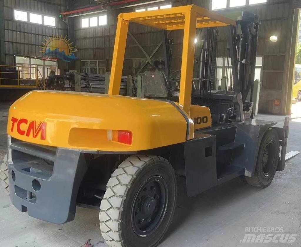 TCM 100 Reach trucks