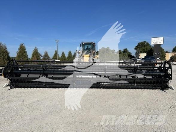 Agco 8200 Combine harvester heads