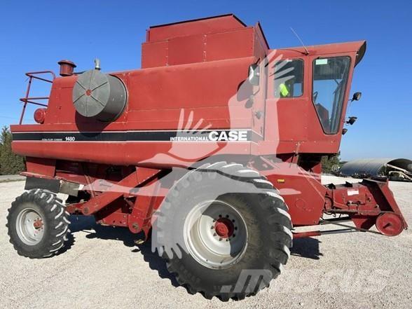 Case IH 1480 Combine harvesters