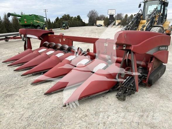 Case IH 2208 Combine harvester heads