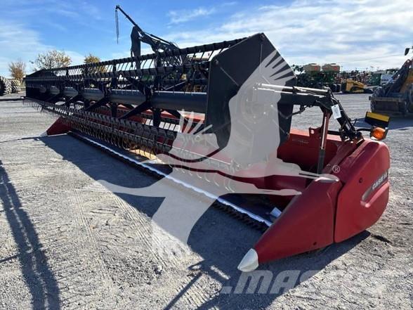 Case IH 3020 Combine harvester heads