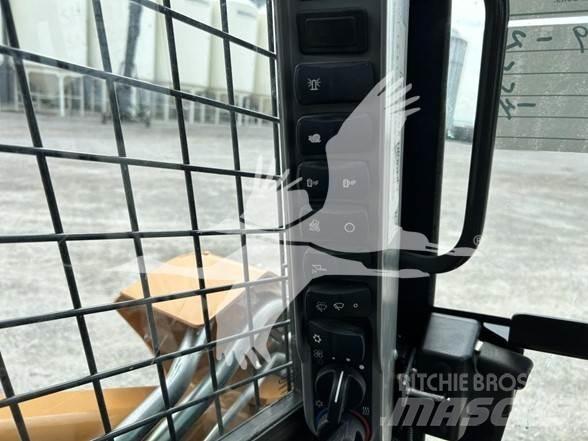 CASE TV370B Skid steer loaders