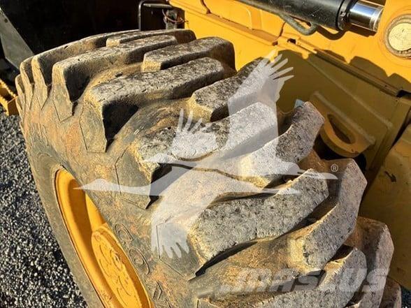 CAT 415F2 Backhoe loaders