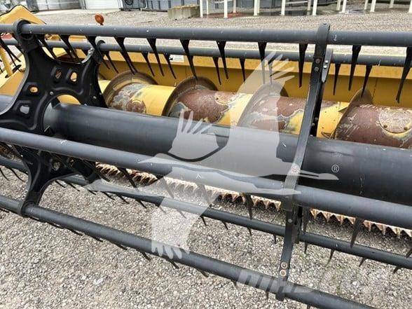 Claas F540 Combine harvester heads