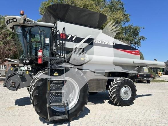 Gleaner S77 Combine harvesters