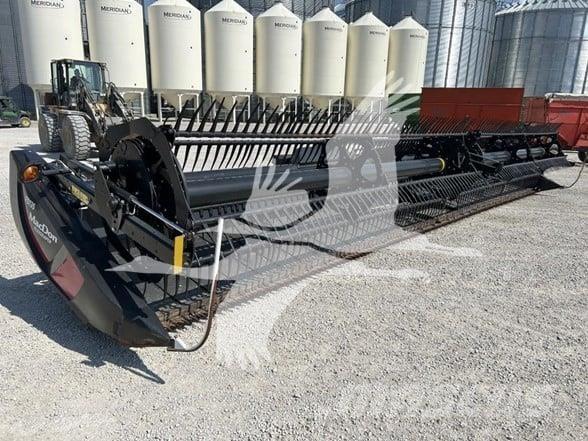 MAC DON FD135 Combine harvester heads