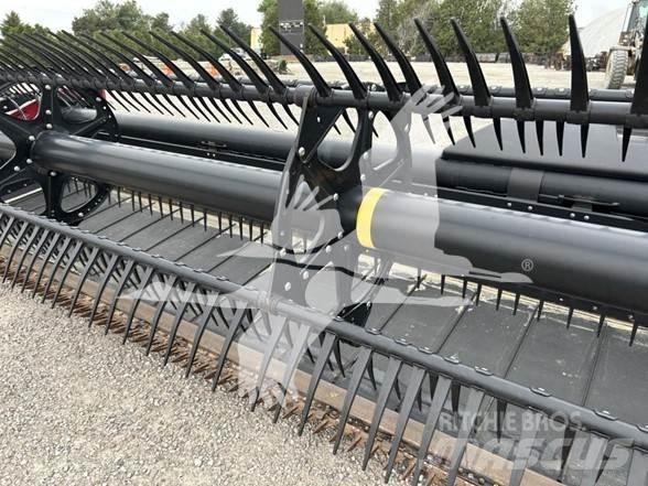 MAC DON FD140 Combine harvester heads