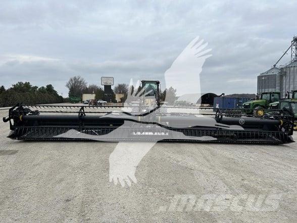 MAC DON FD70 Combine harvester heads