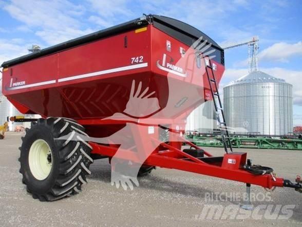 Parker 742 Grain / Silage Trailers