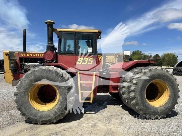 Versatile 935 Tractors