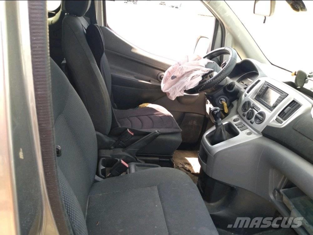 Nissan NV 200 Panel vans