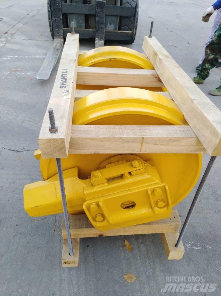 Komatsu D85E-18 Tracks, chains and undercarriage