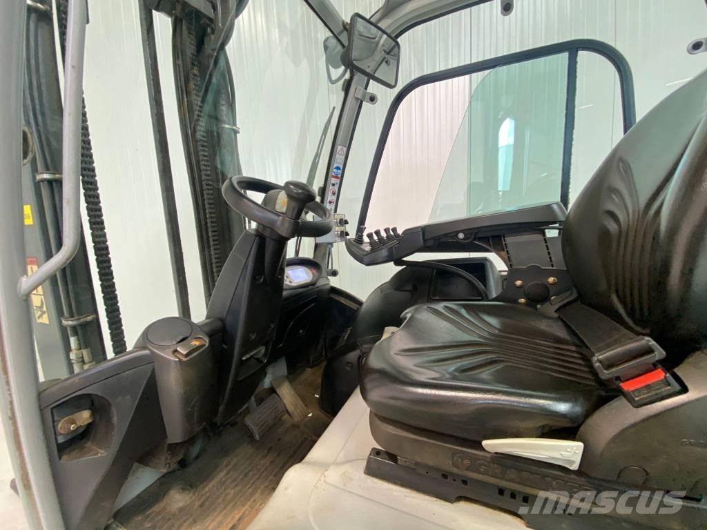 Still RX60-25 Electric forklift trucks