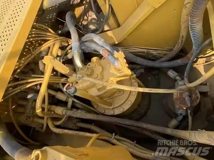 CAT CAT325B Crawler excavators