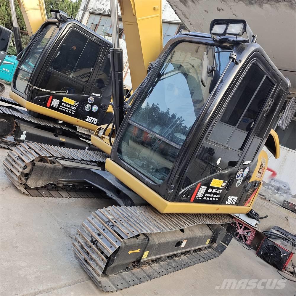 CAT 307 D Midi excavators  7t - 12t