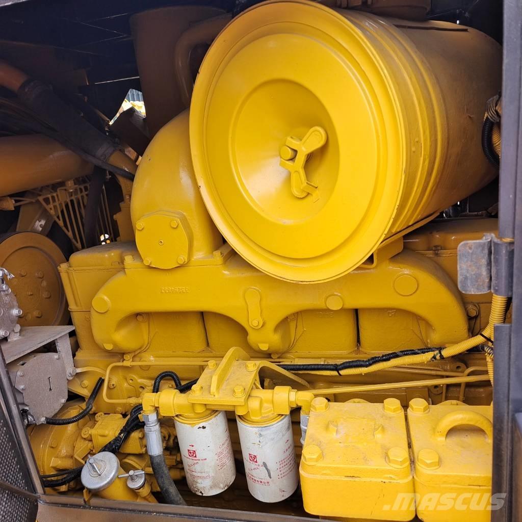 Shantui SD 22 Crawler dozers