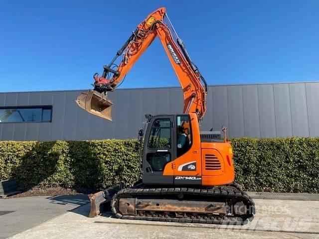 Doosan DX140LCR-5 Crawler excavators