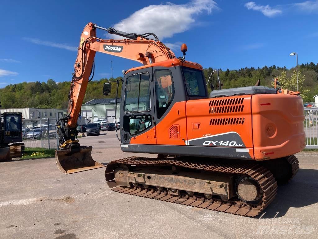 Doosan DX 140 LC Crawler excavators