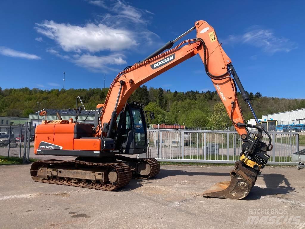 Doosan DX 140 LC Crawler excavators