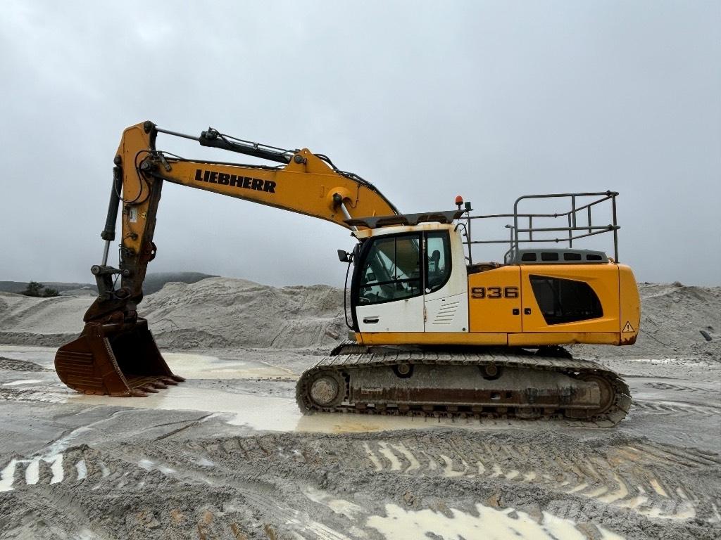 Liebherr 936 Crawler excavators