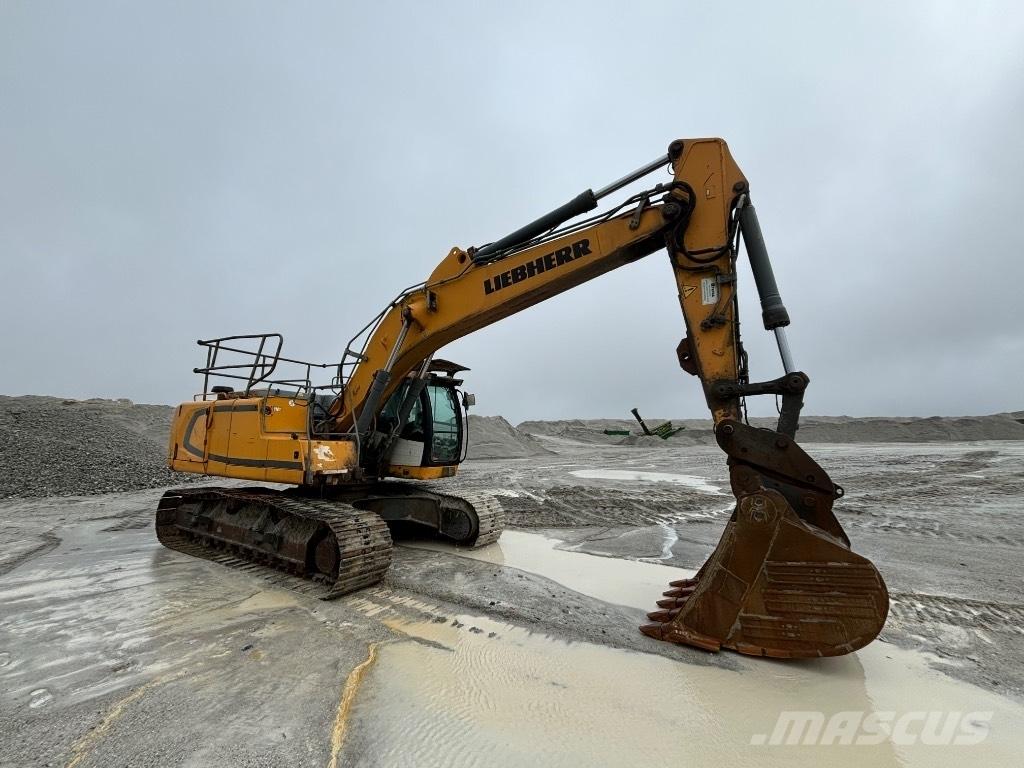 Liebherr 936 Crawler excavators