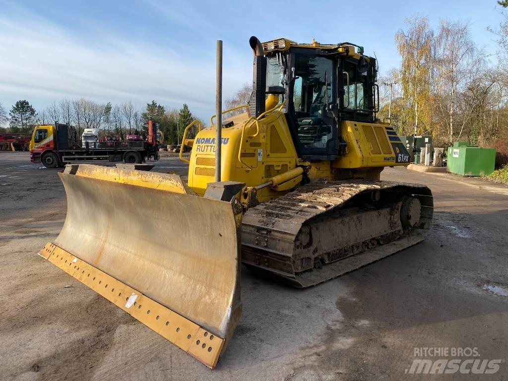 Komatsu D 61 PX-15 Crawler dozers
