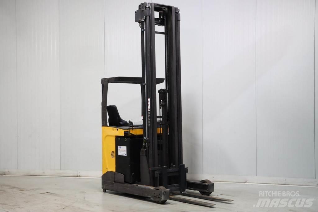 Atlet UMS200D Reach trucks