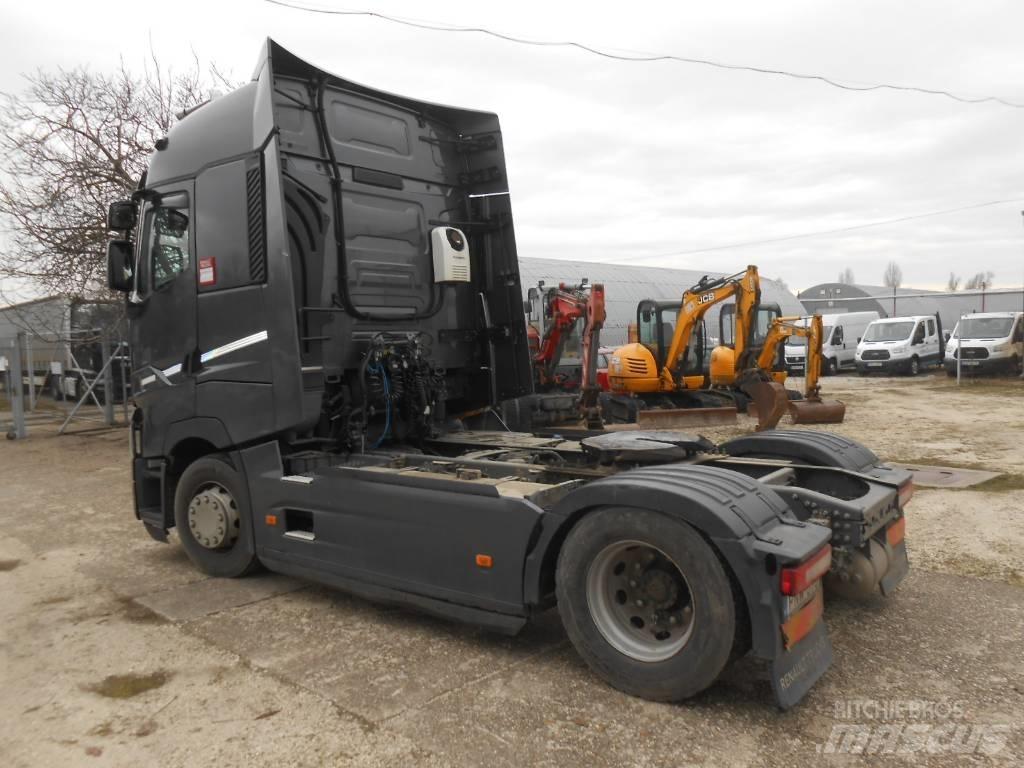 Renault T520 Tractor Units