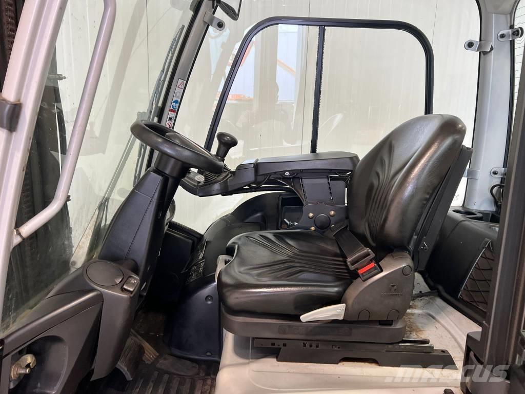 Still RX60-25 Electric forklift trucks