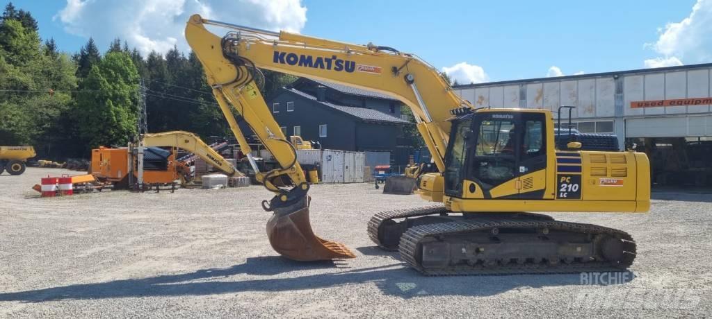 Komatsu PC 210 LC-11 Crawler excavators