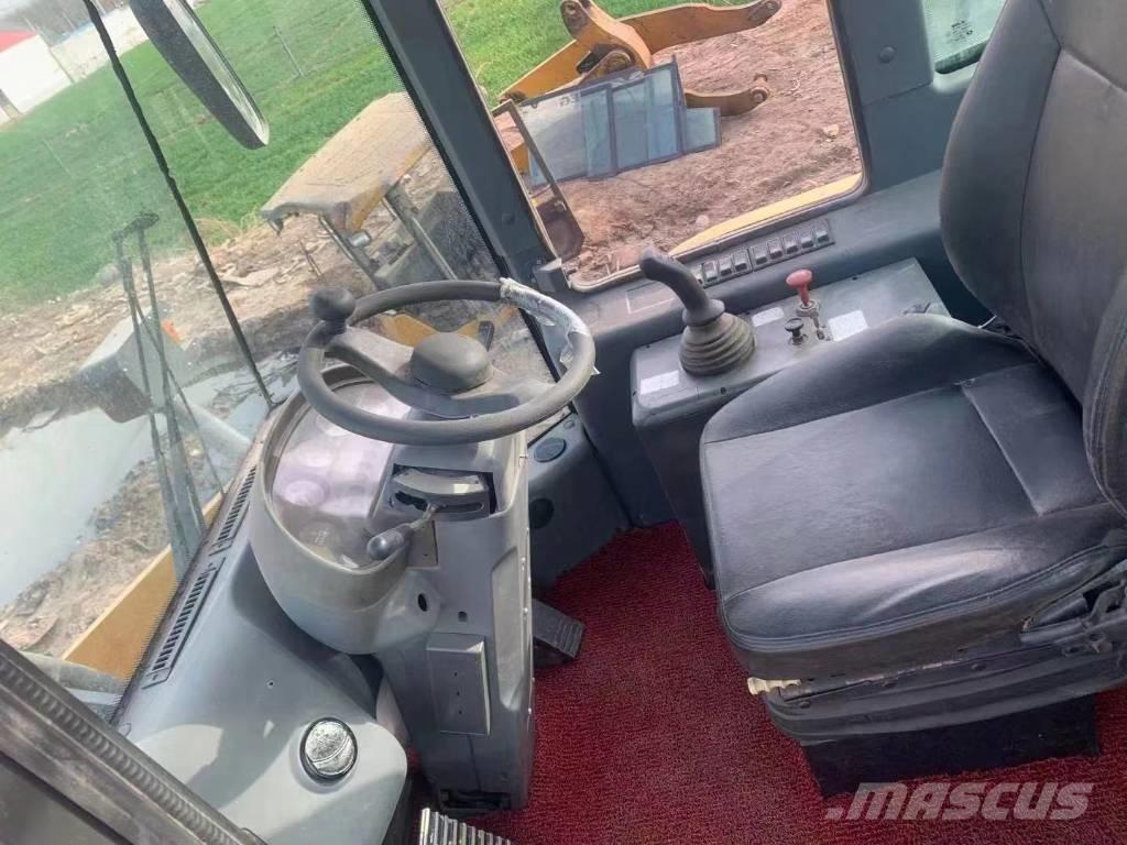 SDLG LG 956 L Wheel loaders