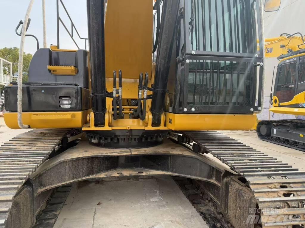 CAT 330D2L Crawler excavators