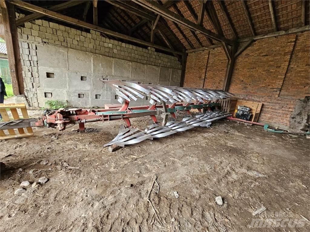 Kverneland PB 100 Reversible ploughs