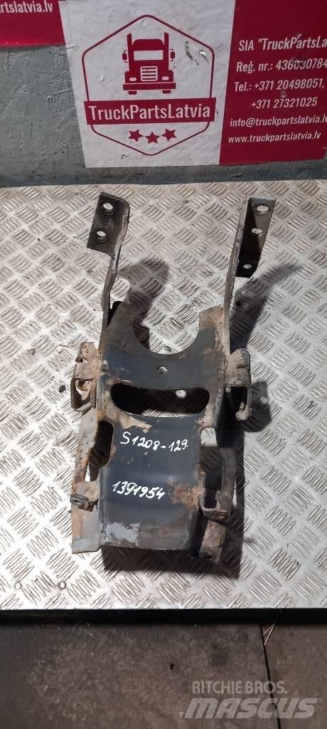 Scania 94 D.   1391954 Chassis and suspension