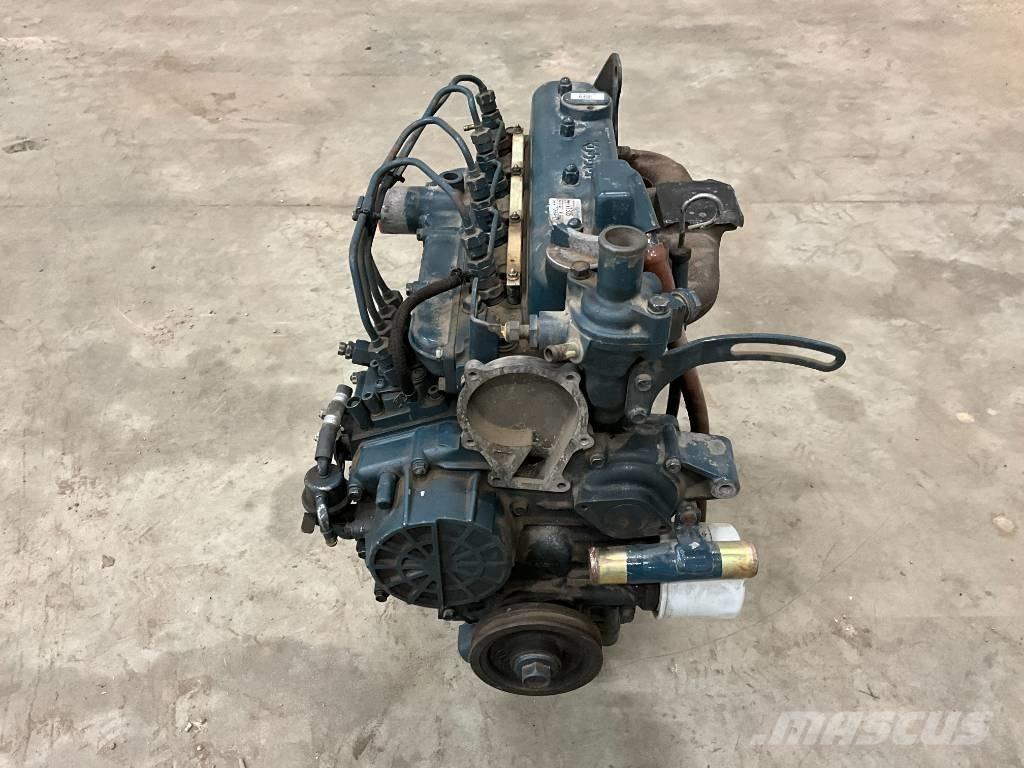 Kubota V 1305 Engines