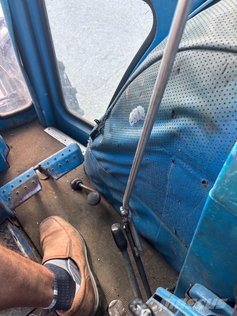 Ford 5610. MYYTY Tractors