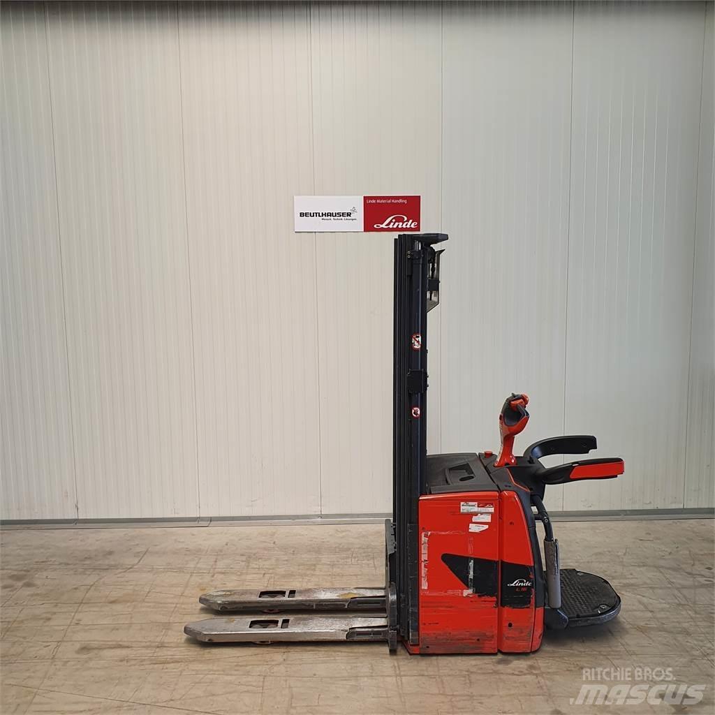 Linde L16AP Pedestrian stacker