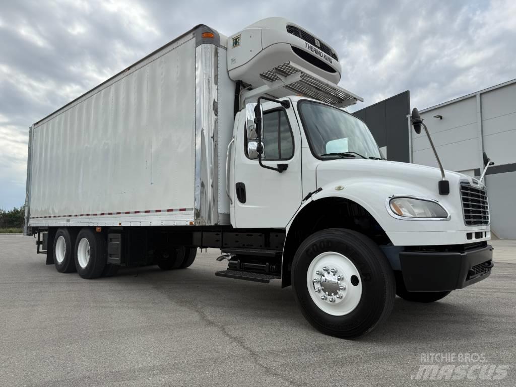 Freightliner M 106 Temperature controlled trucks