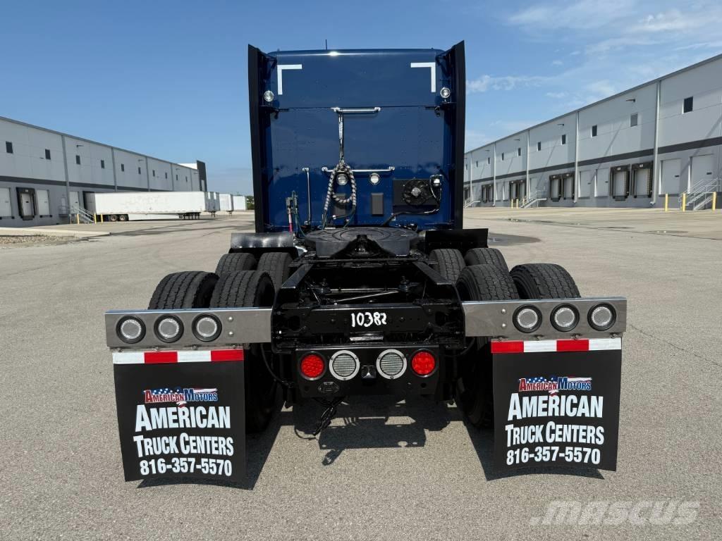 Kenworth W 990 Tractor Units