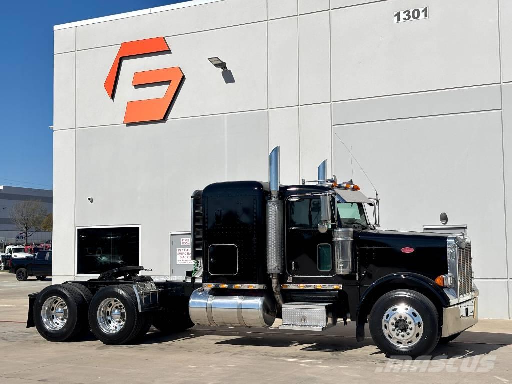 Peterbilt 379 Tractor Units