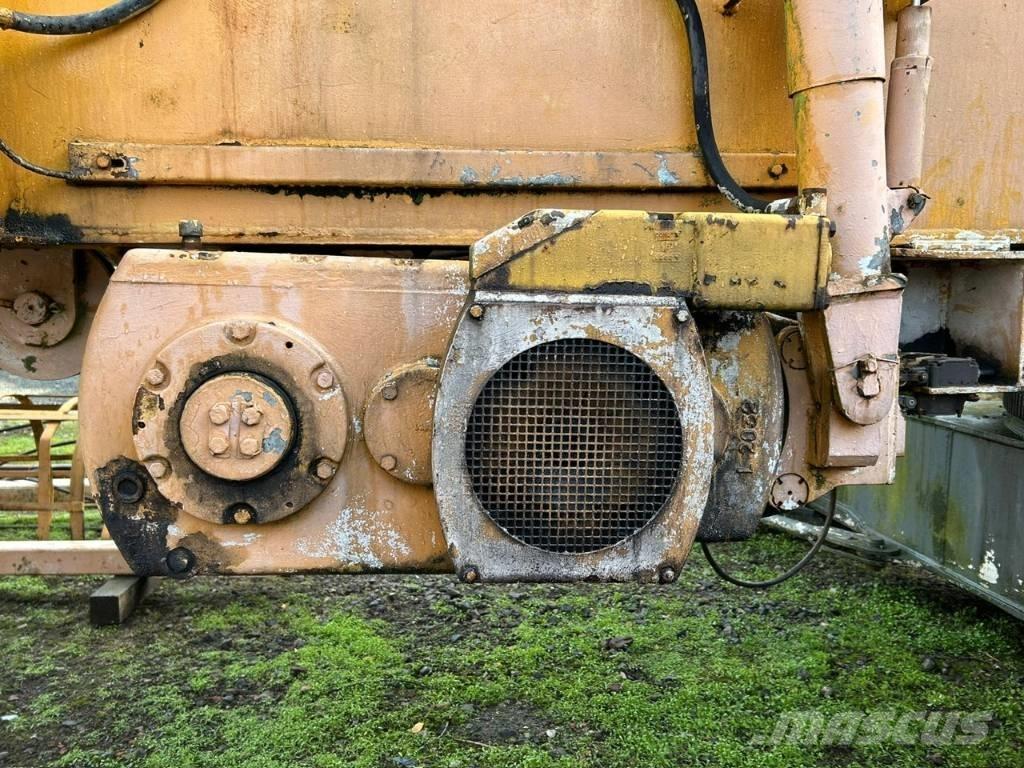 Liebherr 88 K Crane parts and equipment