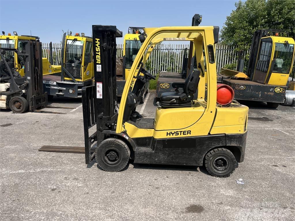 Hyster H2.5CT LPG trucks