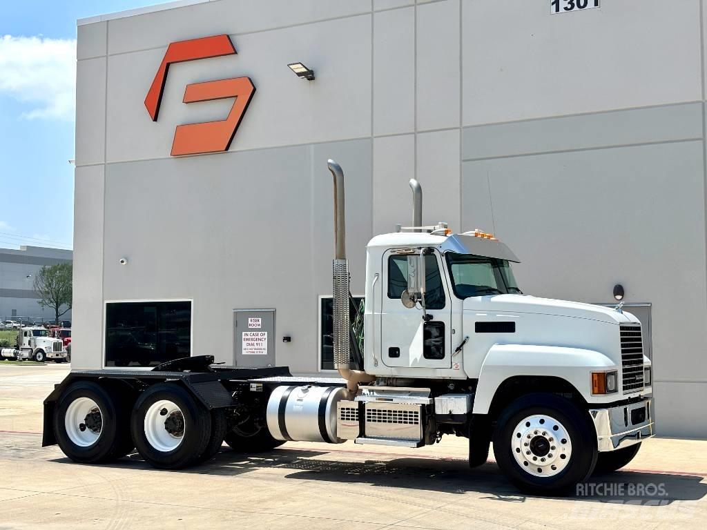 Mack Pinnacle 64T Tractor Units