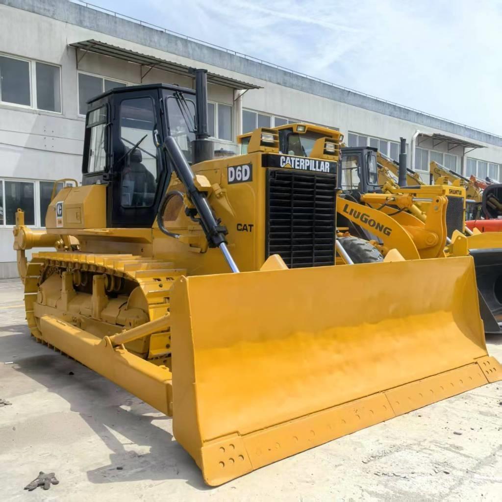 CAT D 6 D Crawler dozers
