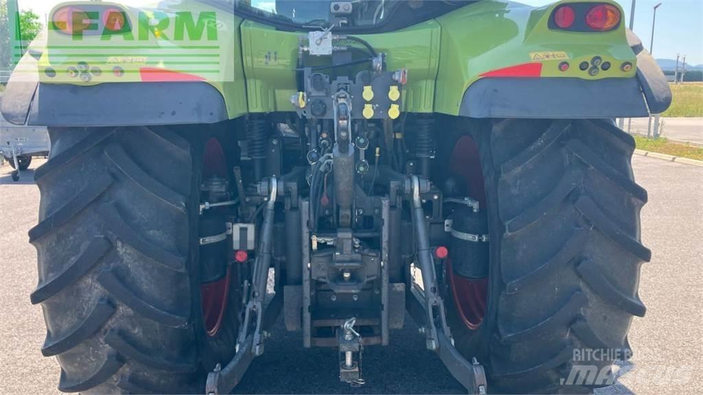 CLAAS ARION 530 Tractors