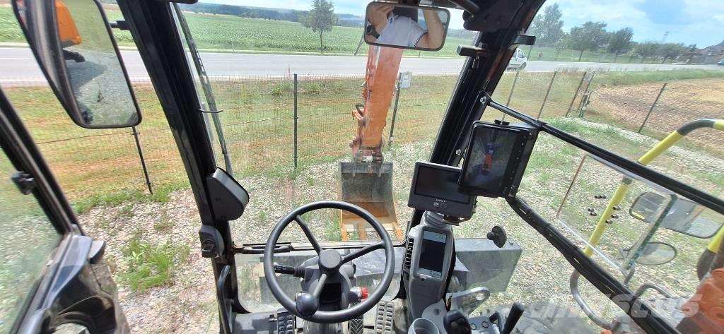 Hitachi ZX170W Backhoe loaders