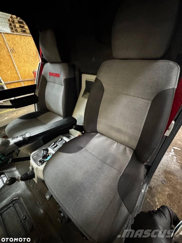 Bucher C 202 Sweepers