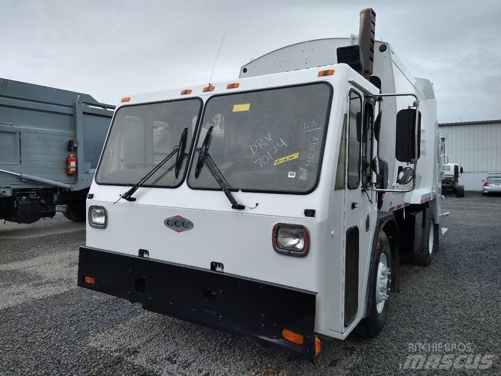 CCC LOW ENTRY Waste trucks