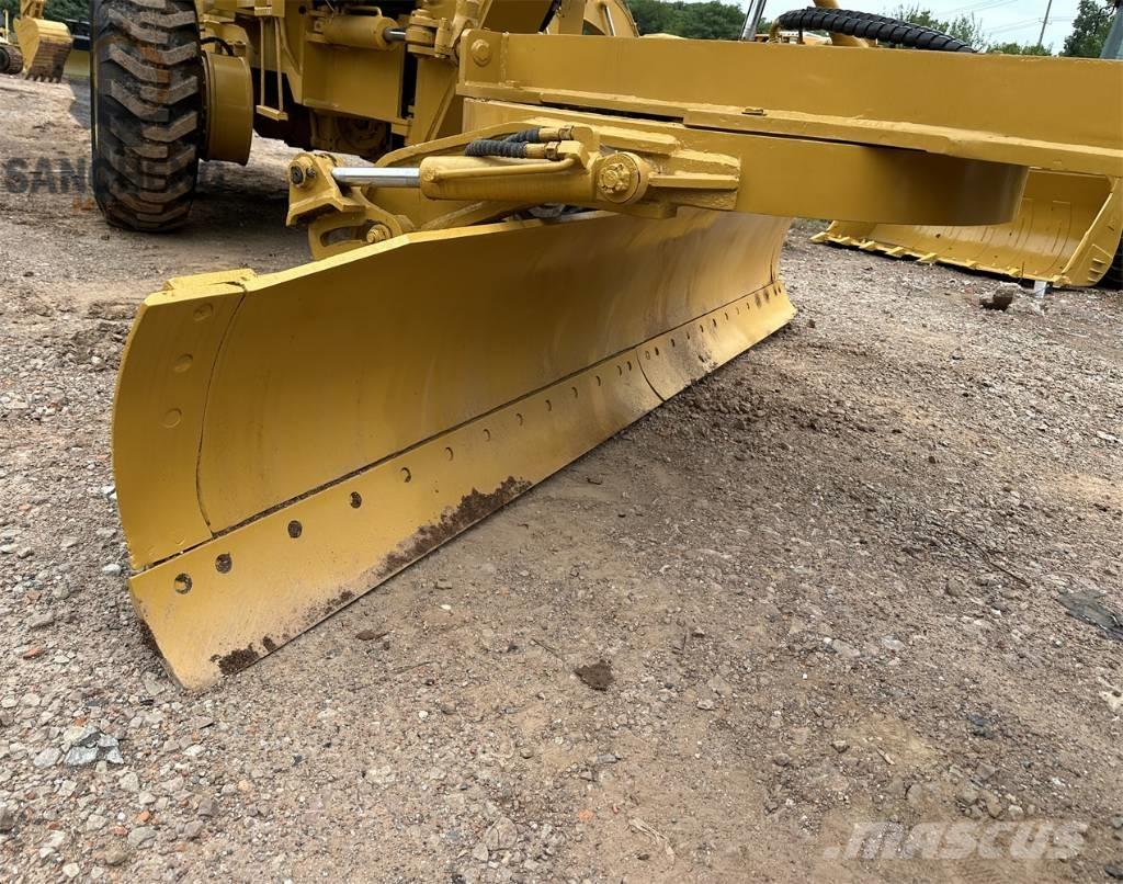 CAT 12 G Graders