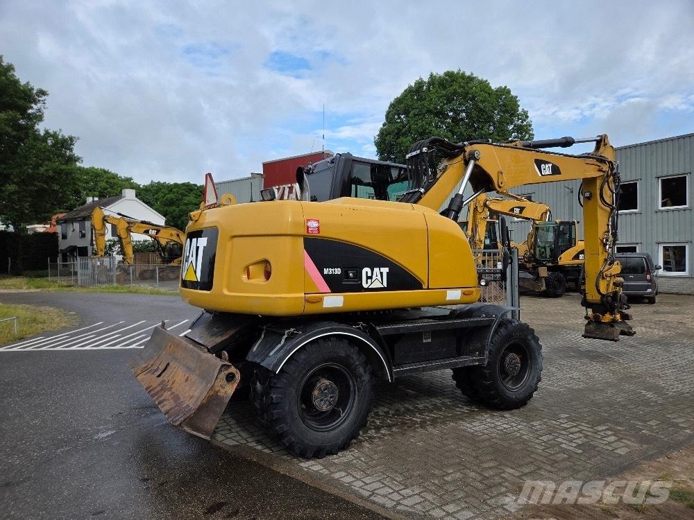 CAT M313D Wheeled excavators